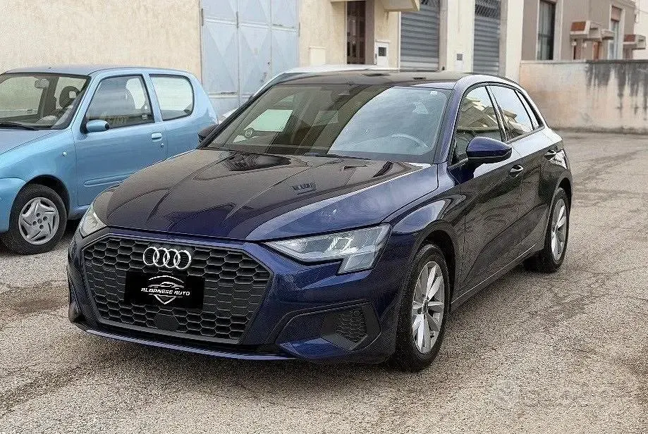 Usata Audi A3 131 CV (96 kW) 2021 Bluazzurro Berlina