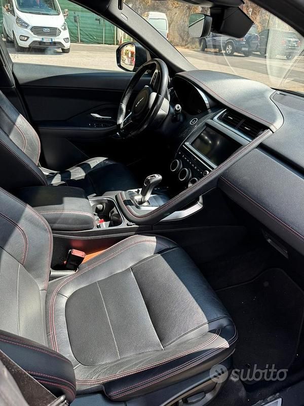 Usata Jaguar E-Pace 150 CV (110 kW) 2020 Grigio SUV