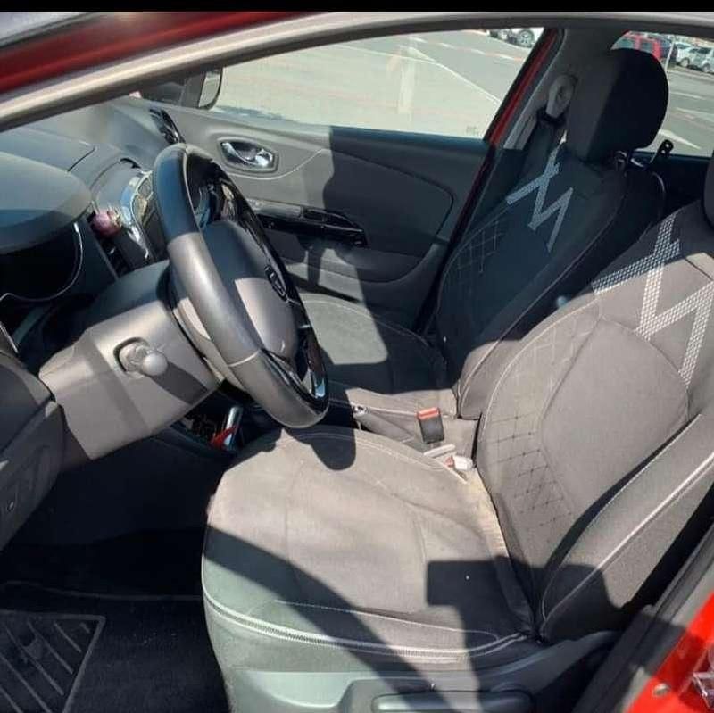 Usata Renault Captur Intens 110 CV (80 kW) 2015 Rosso SUV