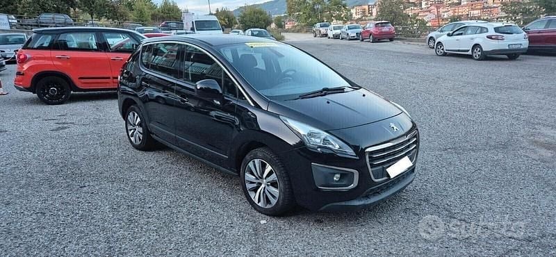 Usata Peugeot 3008 120 CV (88 kW) 2016 Nero SUV