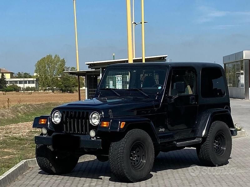 Nero Usata 1997 Jeep Wrangler SUV | 23.000 € (Super prezzo) - Immagine 1/4