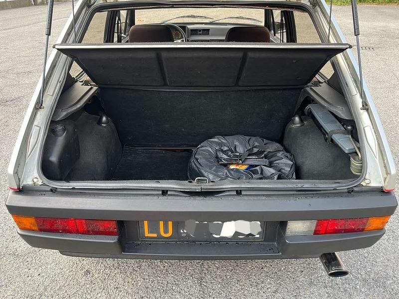 Usata Fiat Ritmo 105 CV (77 kW) 1981 Argento Berlina