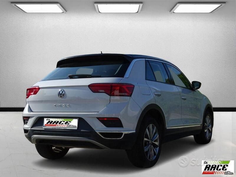 Usata VW T-Roc Style 117 CV (86 kW) 2019 Bianco SUV