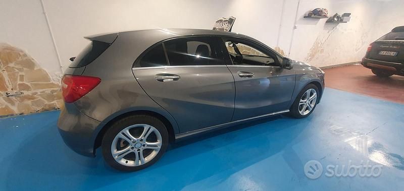 Usata Mercedes A200 2012 Grigio Berlina