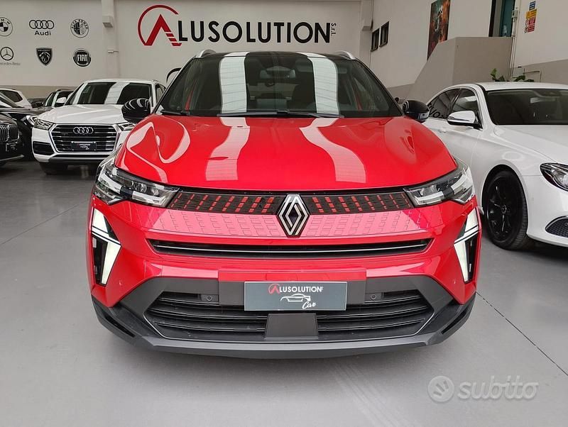 Usata Renault Captur Techno 101 CV (74 kW) 2025 Rosso SUV
