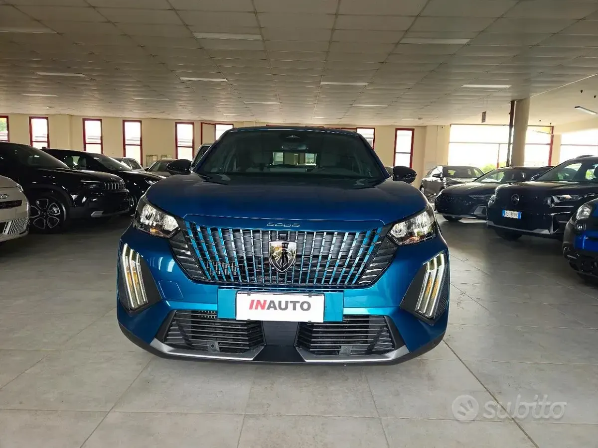Nuova Peugeot 2008 Allure 100 CV (73 kW) 2026 Bluazzurro SUV