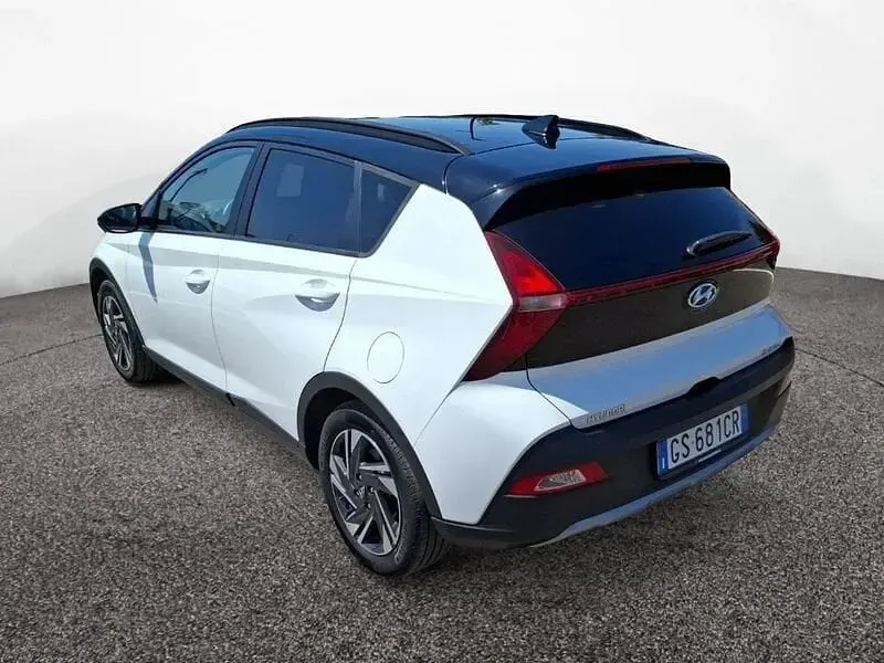 Usata Hyundai Bayon 84 CV (61 kW) 2023 Bianco SUV