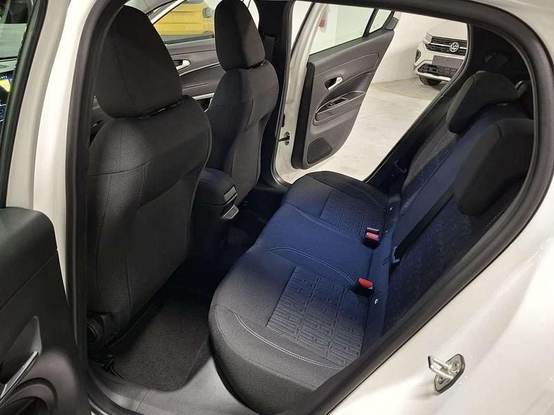 Nuova Fiat 600 Icon 101 CV (74 kW) 2025 Bianco gelato pastello (268) SUV