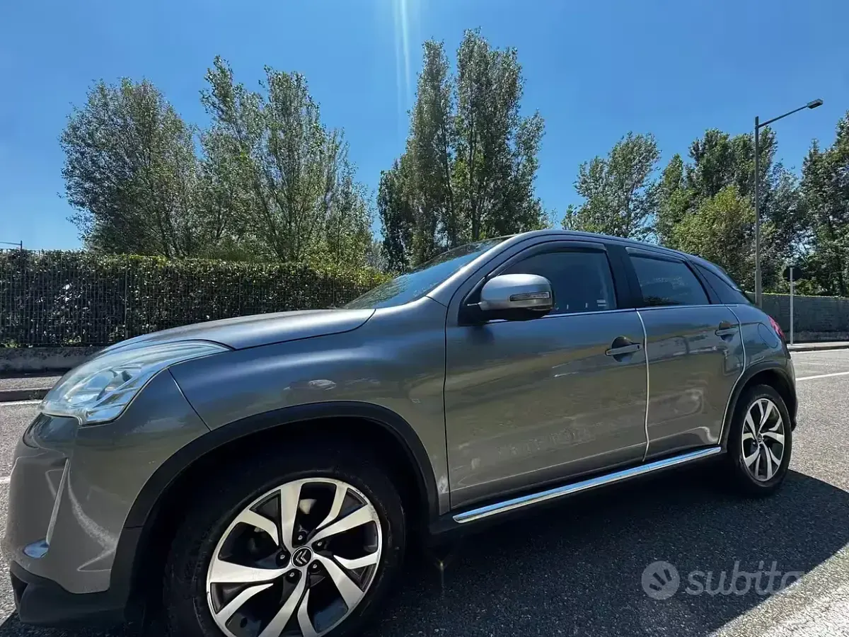 Usata Citroën C4 Aircross Exclusive 114 CV (83 kW) 2014 Grigio SUV