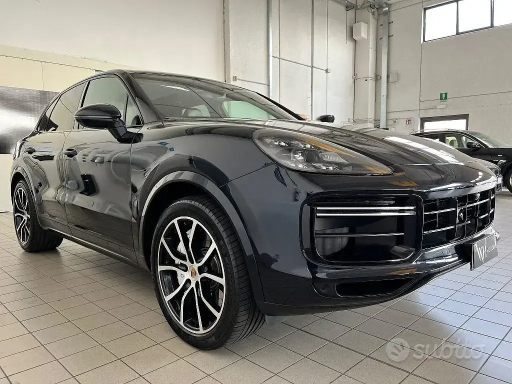 Usata Porsche Cayenne 549 CV (403 kW) 2018 Blu SUV