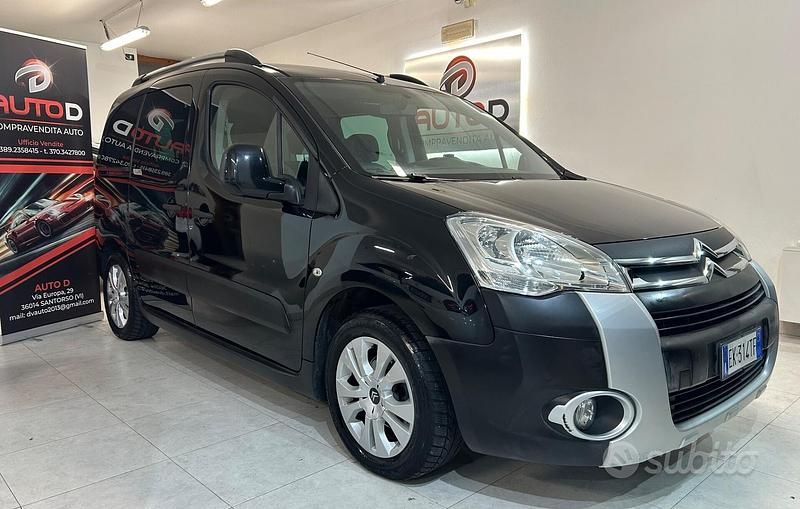 Nero Usata 2011 Citroën Berlingo Monovolume | 5999 € (Buon prezzo) - Immagine 1/4