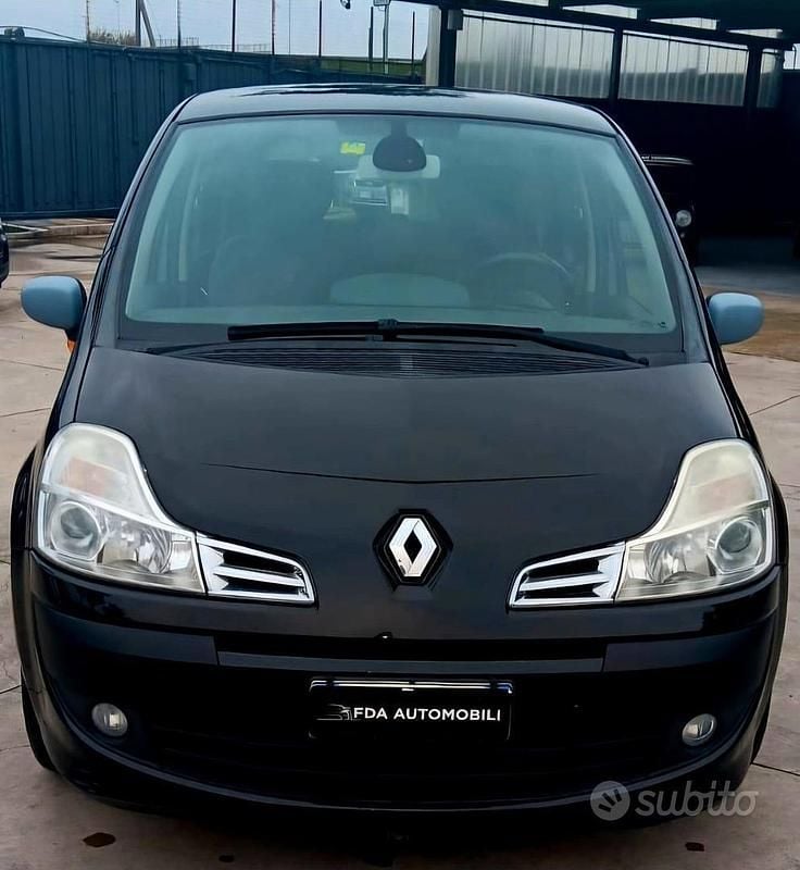 Nero Usata 2012 Renault Modus Monovolume | 5500 € (Buon prezzo) - Immagine 1/4