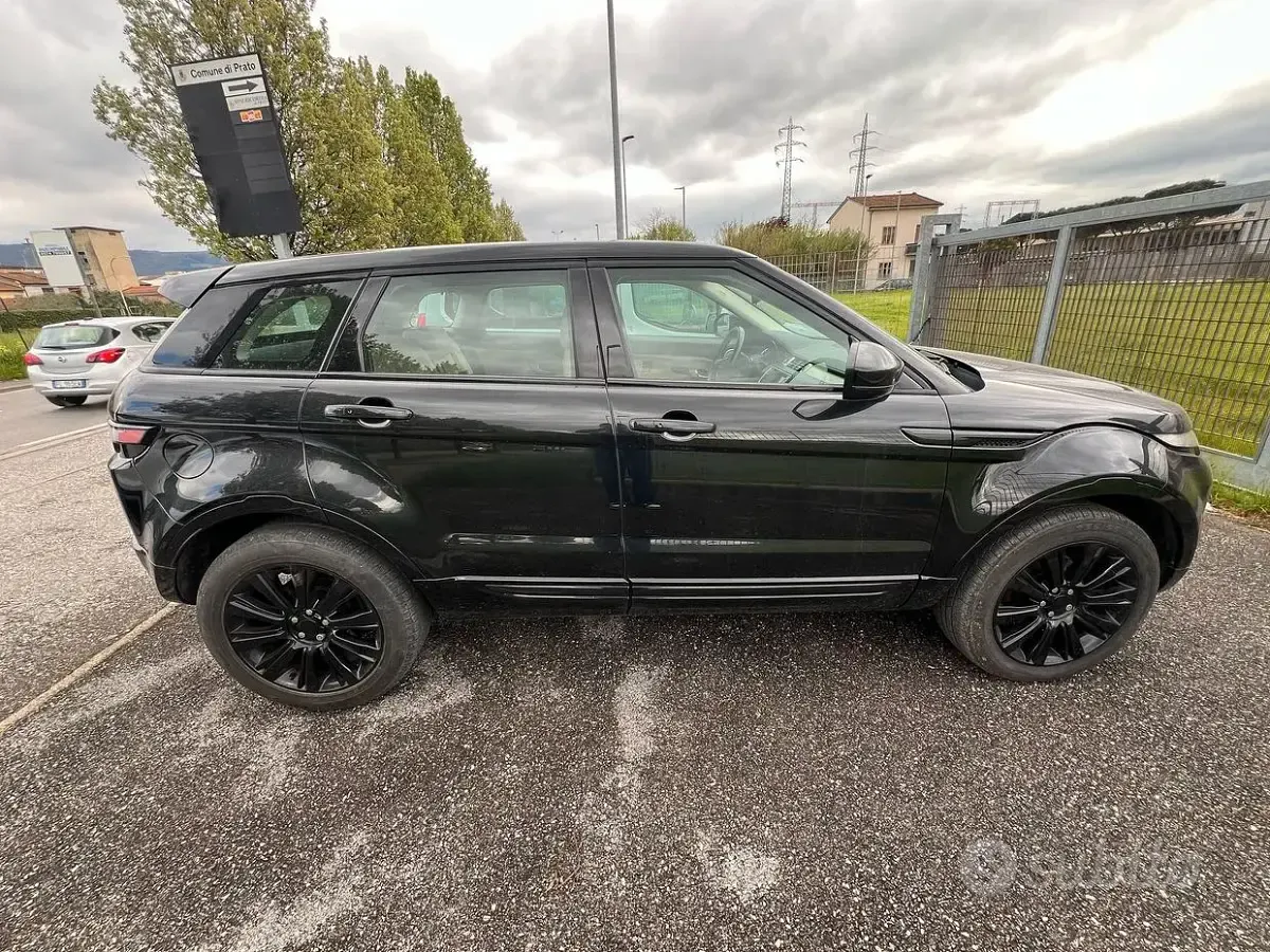 Usata Land Rover Range Rover evoque 150 CV (110 kW) 2014 Nero SUV