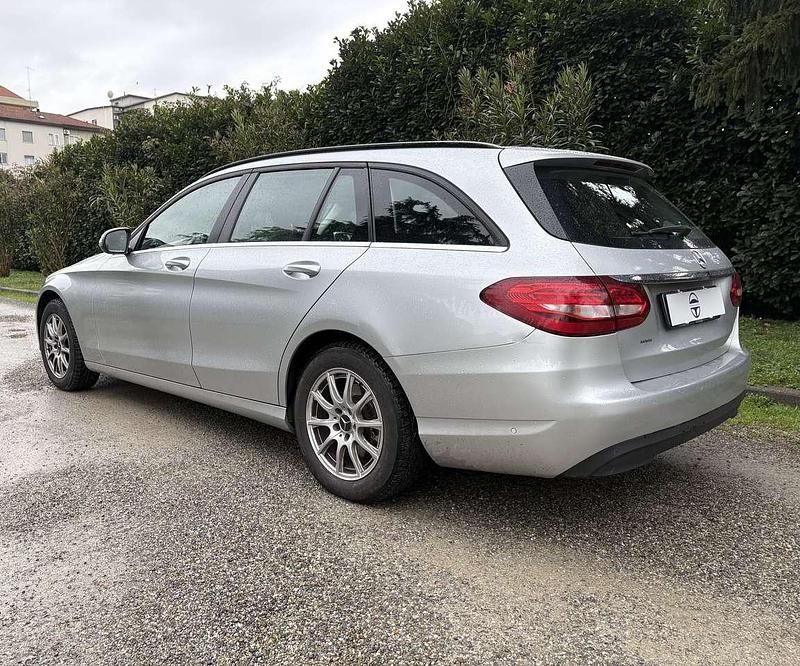 Usata Mercedes C200 Executive 136 CV (100 kW) 2016 Argento Station wagon