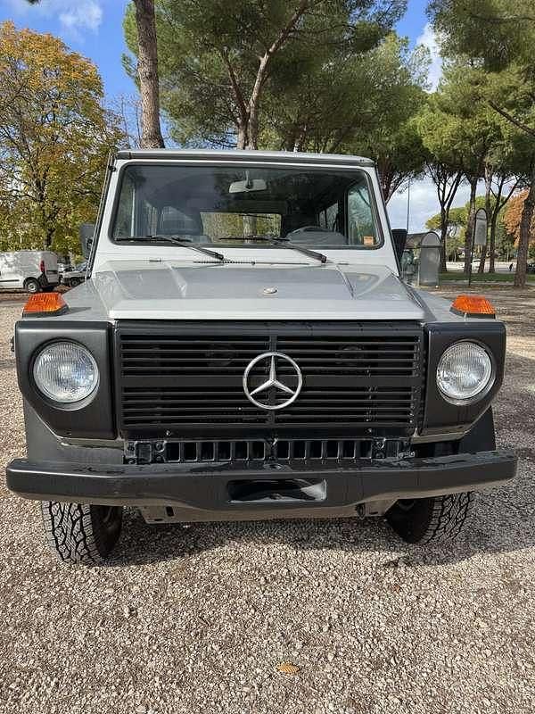 Usata Mercedes 200 109 CV (80 kW) 1987 Grigio Station wagon