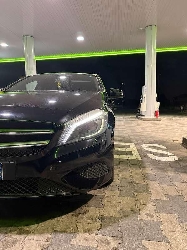 Usata Mercedes A200 156 CV (114 kW) 2013 Nero Coupé