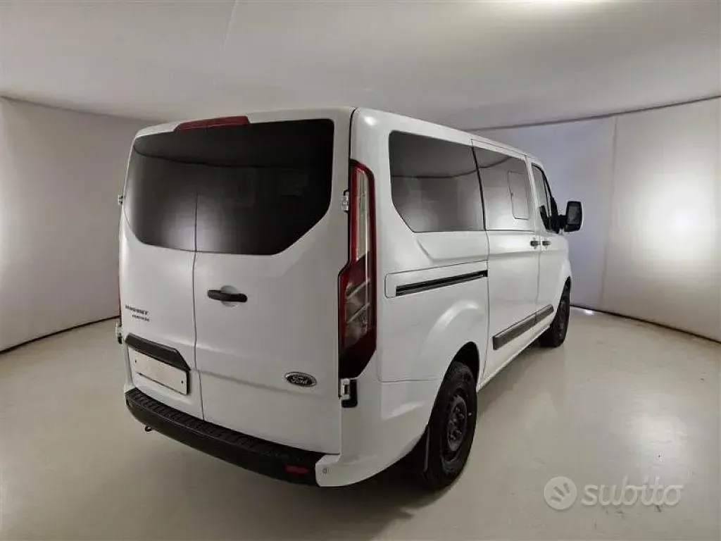 Usata Ford Transit Custom 131 CV (96 kW) 2021 Bianco Furgone