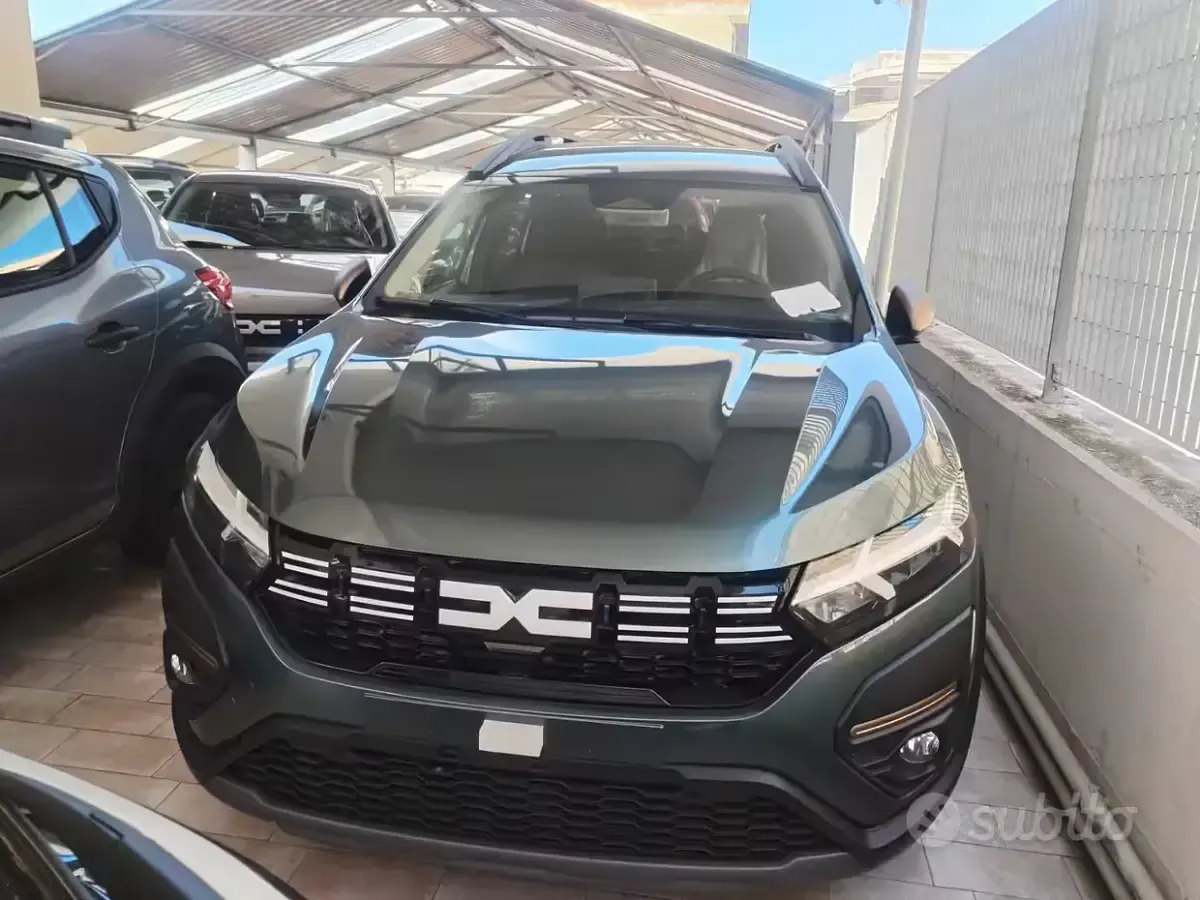 Nuova Dacia Jogger Extreme 101 CV (74 kW) 2026 Verde Monovolume
