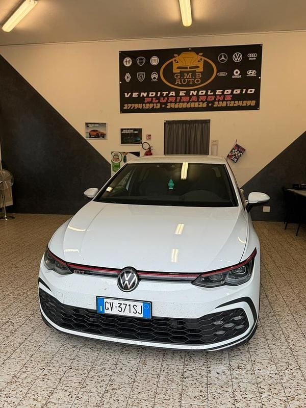 Bianco Usata 2021 VW Golf GTI Coupé | 31.000 € (Buon prezzo) - Immagine 1/4