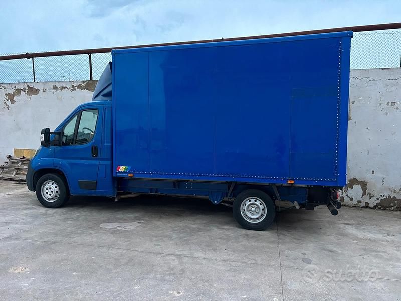 Usata Peugeot Boxer 160 CV (117 kW) 2016 Furgone