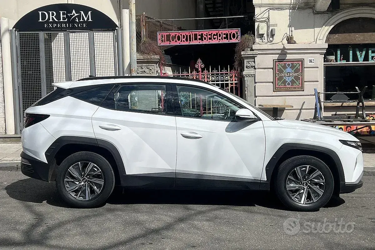 Usata Hyundai Tucson 180 CV (132 kW) 2022 Bianco SUV