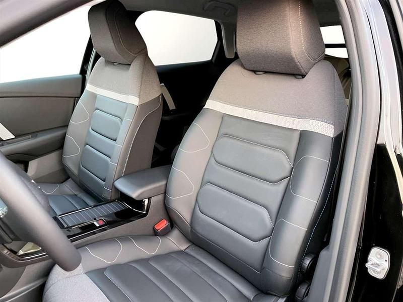 Usata Citroën C4 PureTech 131 CV (96 kW) 2023 Pearl black Berlina