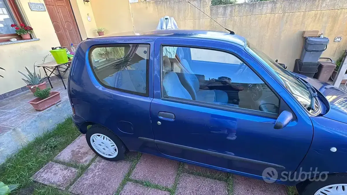 Usata Fiat 600 54 CV (39 kW) 2001 Bluazzurro Berlina