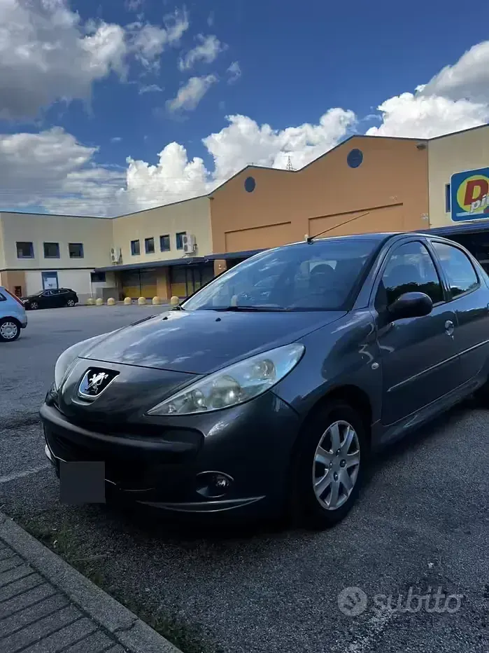 Usata Peugeot 206 60 CV (44 kW) 2012 Grigio Berlina