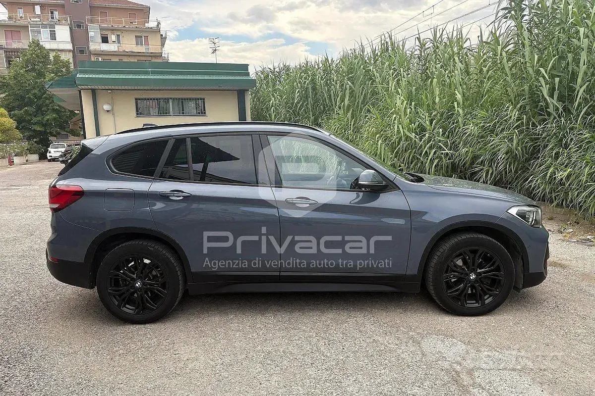 Usata BMW X1 Advantage 140 CV (102 kW) 2019 Grigio SUV