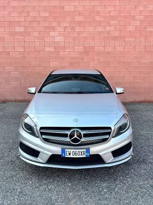 Usata Mercedes A200 Premium 136 CV (100 kW) 2014 Utilitaria