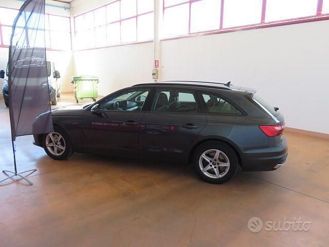 Usata Audi A4 163 CV (119 kW) 2021 Grigio Station wagon