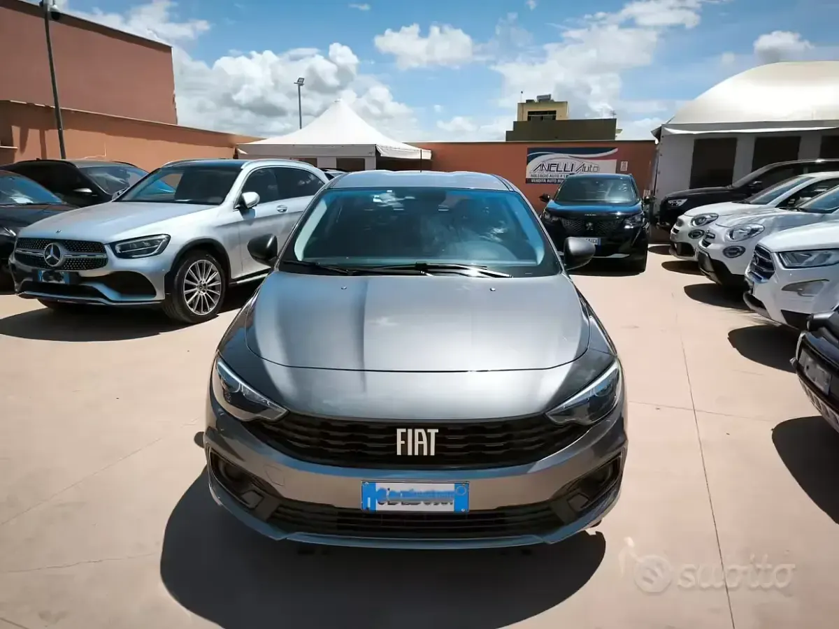 Usata Fiat Tipo City Life 131 CV (96 kW) 2022 Grigio Station wagon