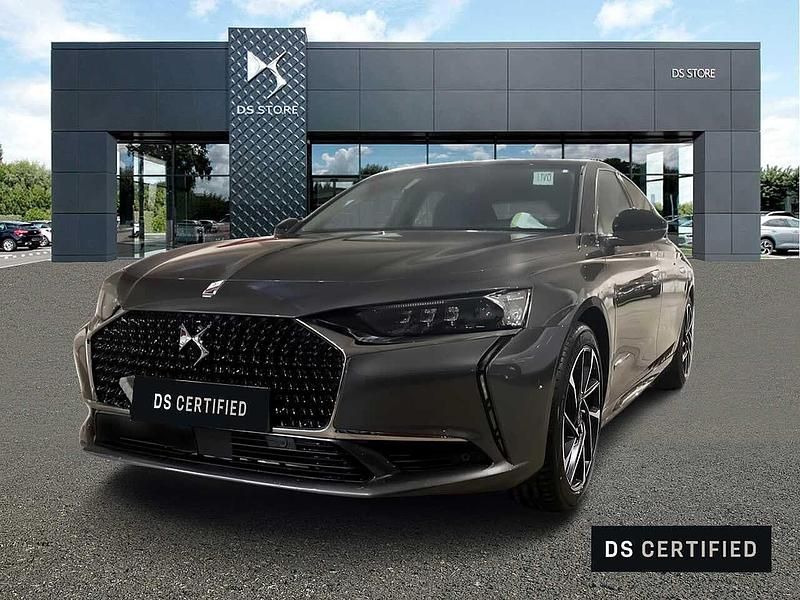 Grigio platino Nuova 2025 DS Automobiles DS9 Opera Tre volumi | 49.900 € (Molto cara) - Immagine 1/4