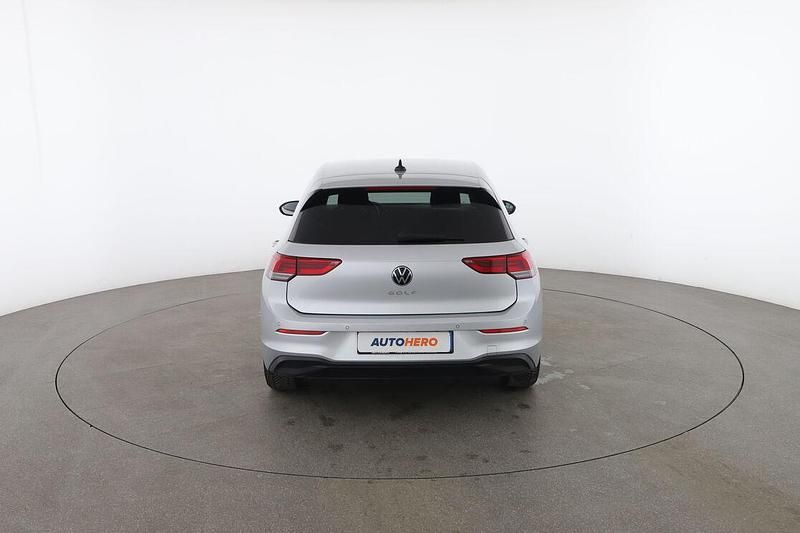 Usata VW Golf VIII Life 150 CV (110 kW) 2020 Argento