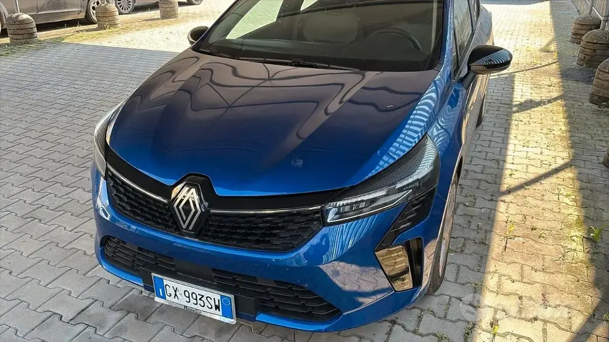 Usata Renault Clio V Evolution 67 CV (49 kW) 2024 Bluazzurro Berlina