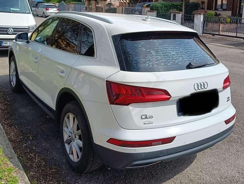 Usata Audi Q5 Business 190 CV (139 kW) 2017 Bianco SUV