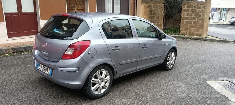 Occasion Opel Corsa 75 ch (55 kW) 2007 Gris Citadine