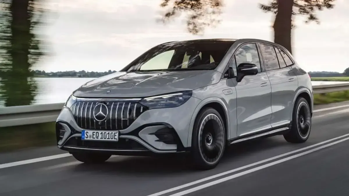 Nuova Mercedes EQE300 Advanced Plus 108 kW (148 CV) 2025 Argento SUV