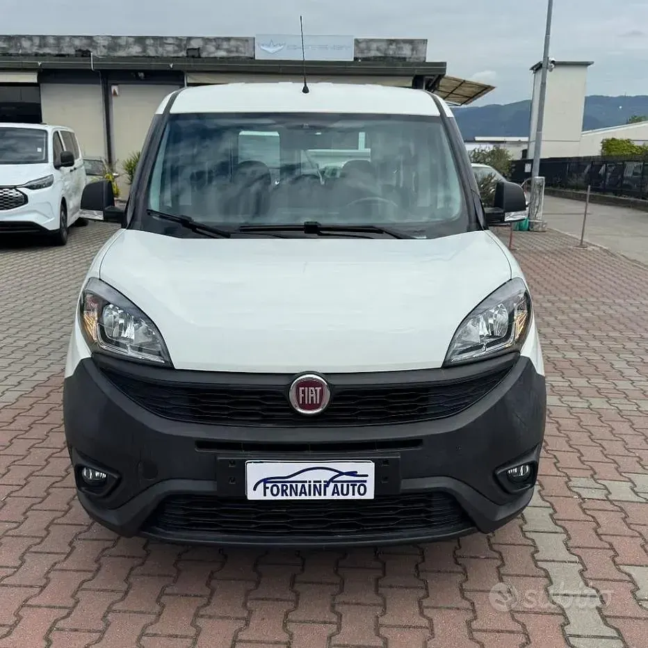 Usata Fiat Doblò 95 CV (69 kW) 2019 Bianco Monovolume