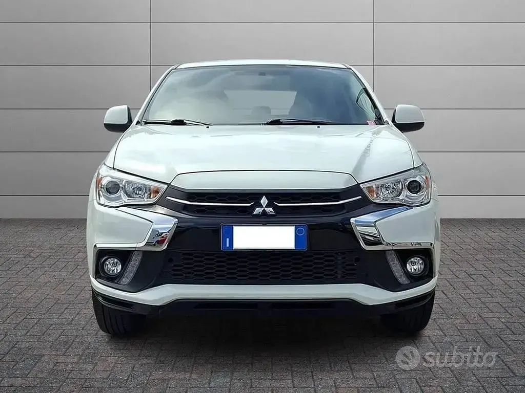 Usata Mitsubishi ASX Inform 117 CV (86 kW) 2019 Bianco SUV
