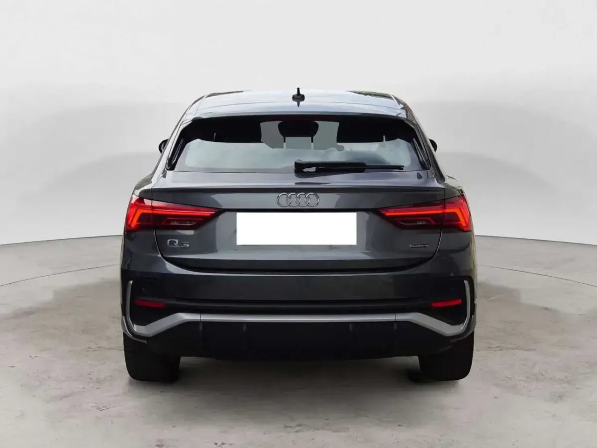 Usata Audi Q3 S-Line 150 CV (110 kW) 2021 Grigio SUV