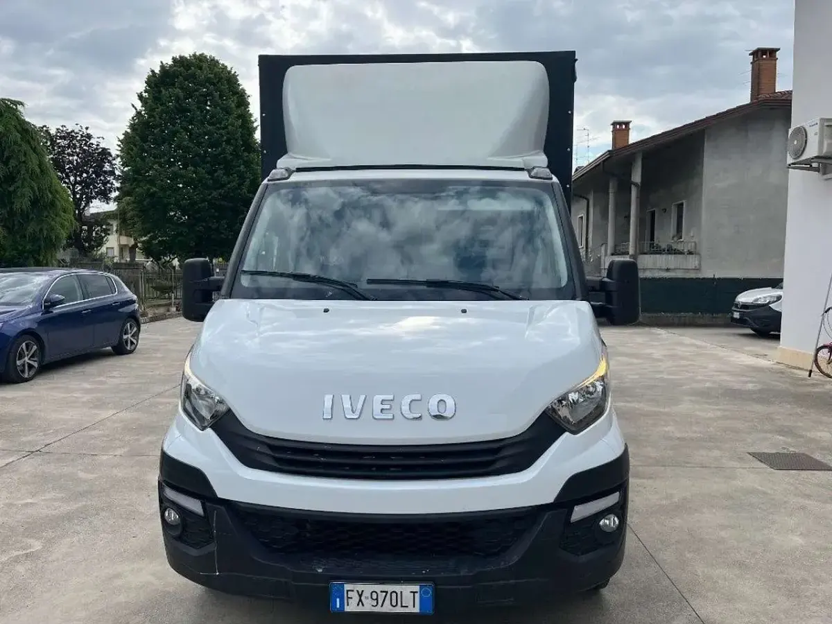 Usata Iveco Daily 155 CV (114 kW) 2019 Bianco Utilitaria