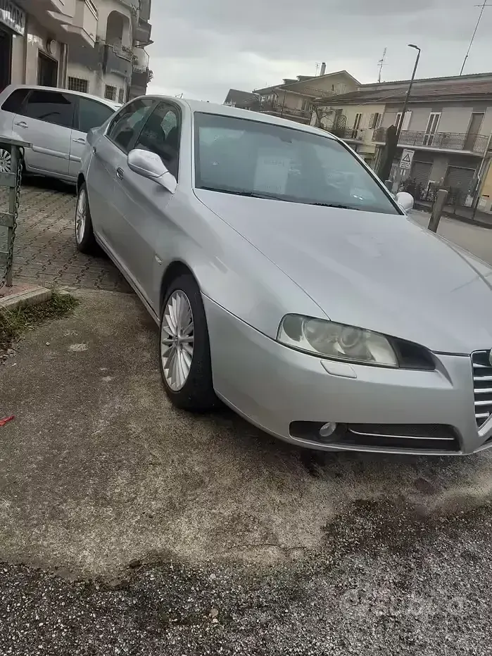 Usata Alfa Romeo 166 185 CV (136 kW) 2006 Grigio Berlina