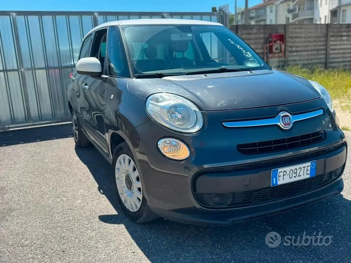 Usata Fiat 500L Lounge 95 CV (69 kW) 2018 Nero Monovolume