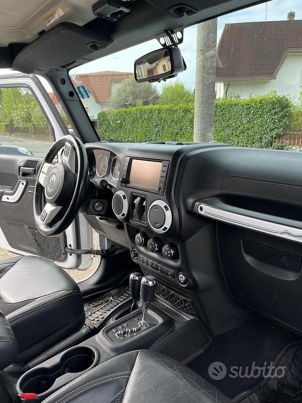 Usata Jeep Wrangler 2015 Bianco SUV