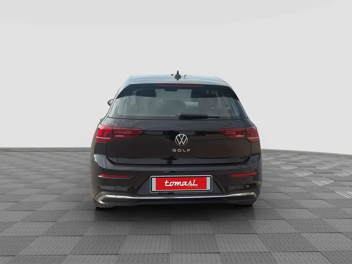 Usata VW Golf VIII Style 150 CV (110 kW) 2025 Grenadill black Berlina