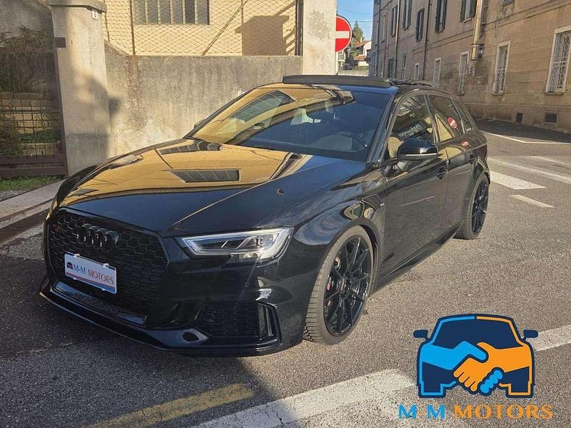Nero Usata 2017 Audi RS3 Tre volumi | 32.999 € (Buon prezzo) - Immagine 1/4