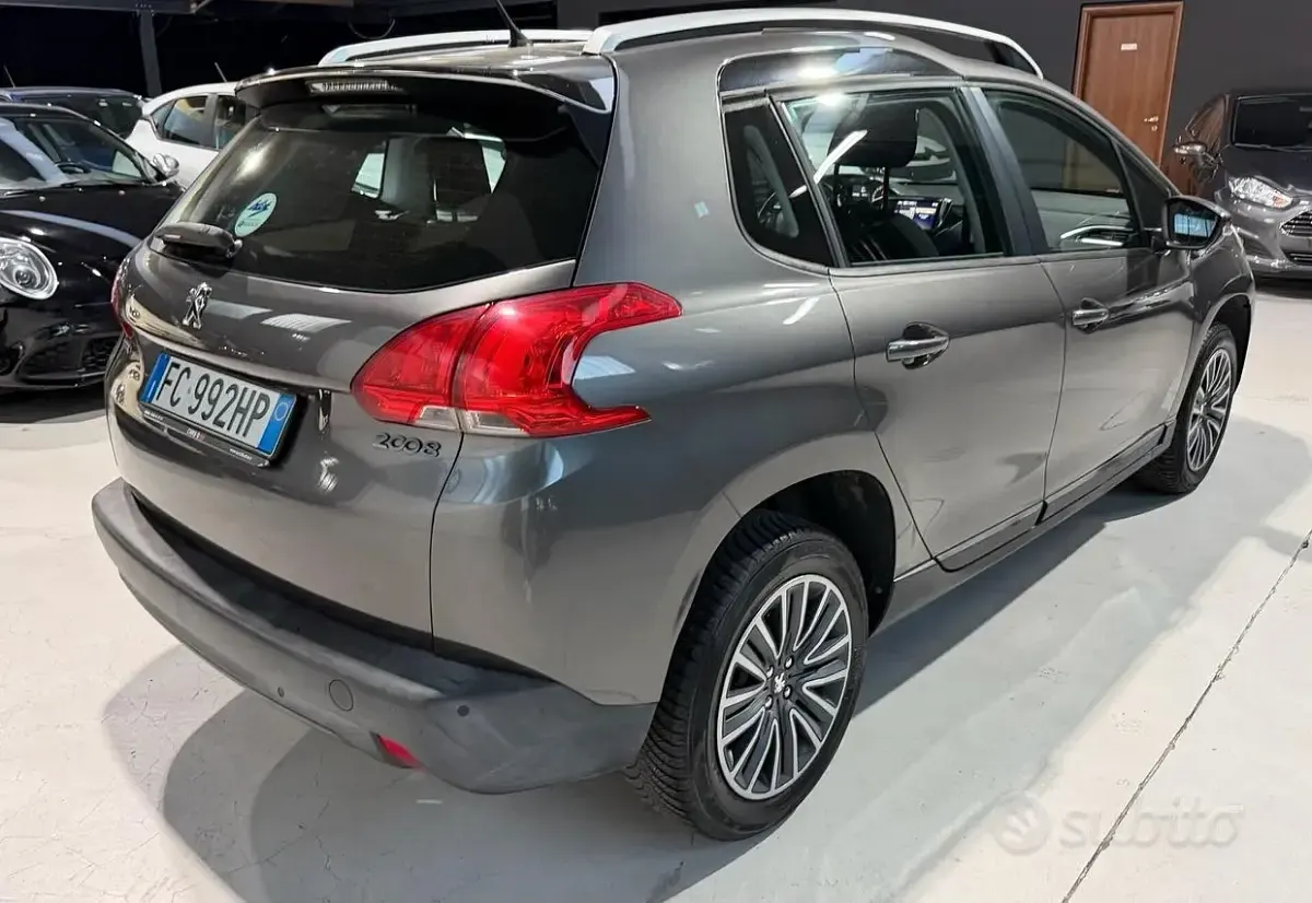 Usata Peugeot 2008 Active 82 CV (60 kW) 2016 Other SUV