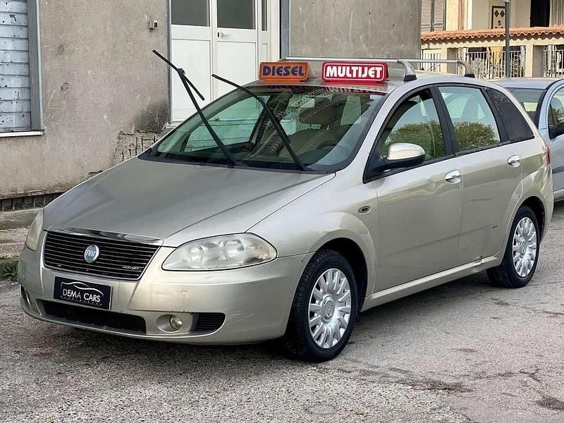 Grigio Usata 2007 Fiat Croma Dynamic Tre volumi | 1650 € (Buon prezzo) - Immagine 1/4