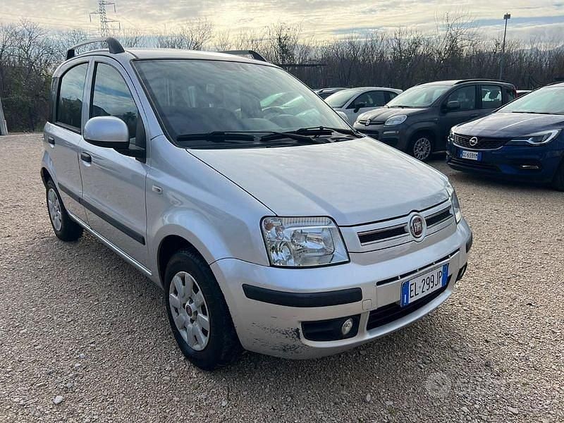 Usata Fiat Panda Dynamic 75 CV (55 kW) 2011 Grigio Berlina